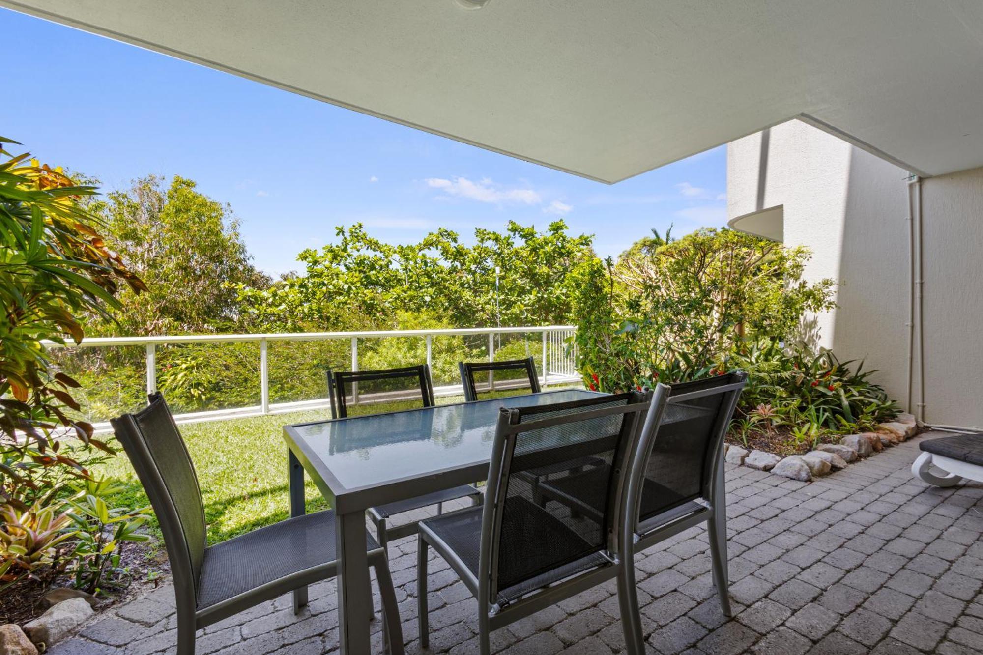 Aparthotel Sunshine Vista Sunshine Beach Exterior foto