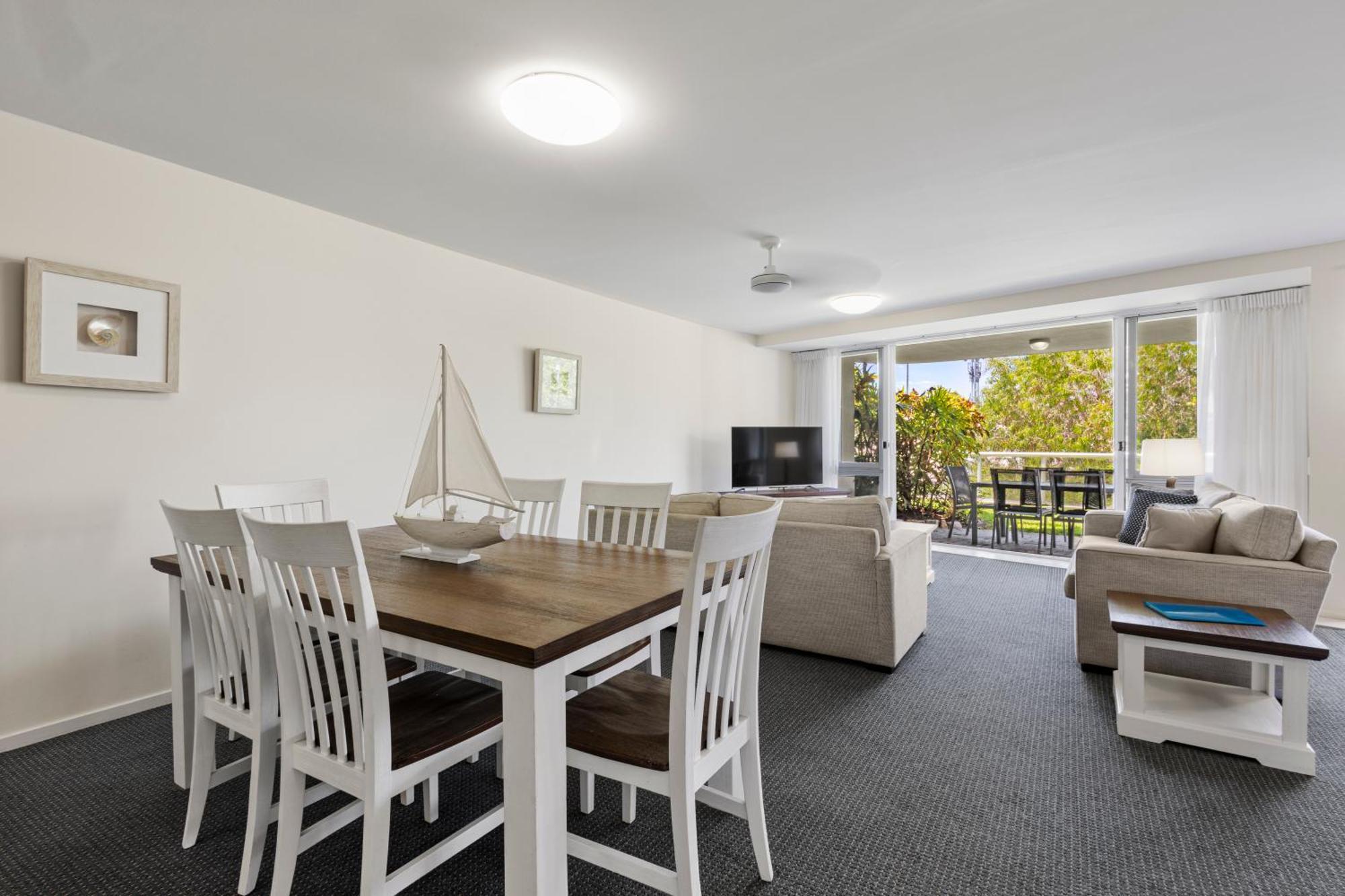 Aparthotel Sunshine Vista Sunshine Beach Exterior foto
